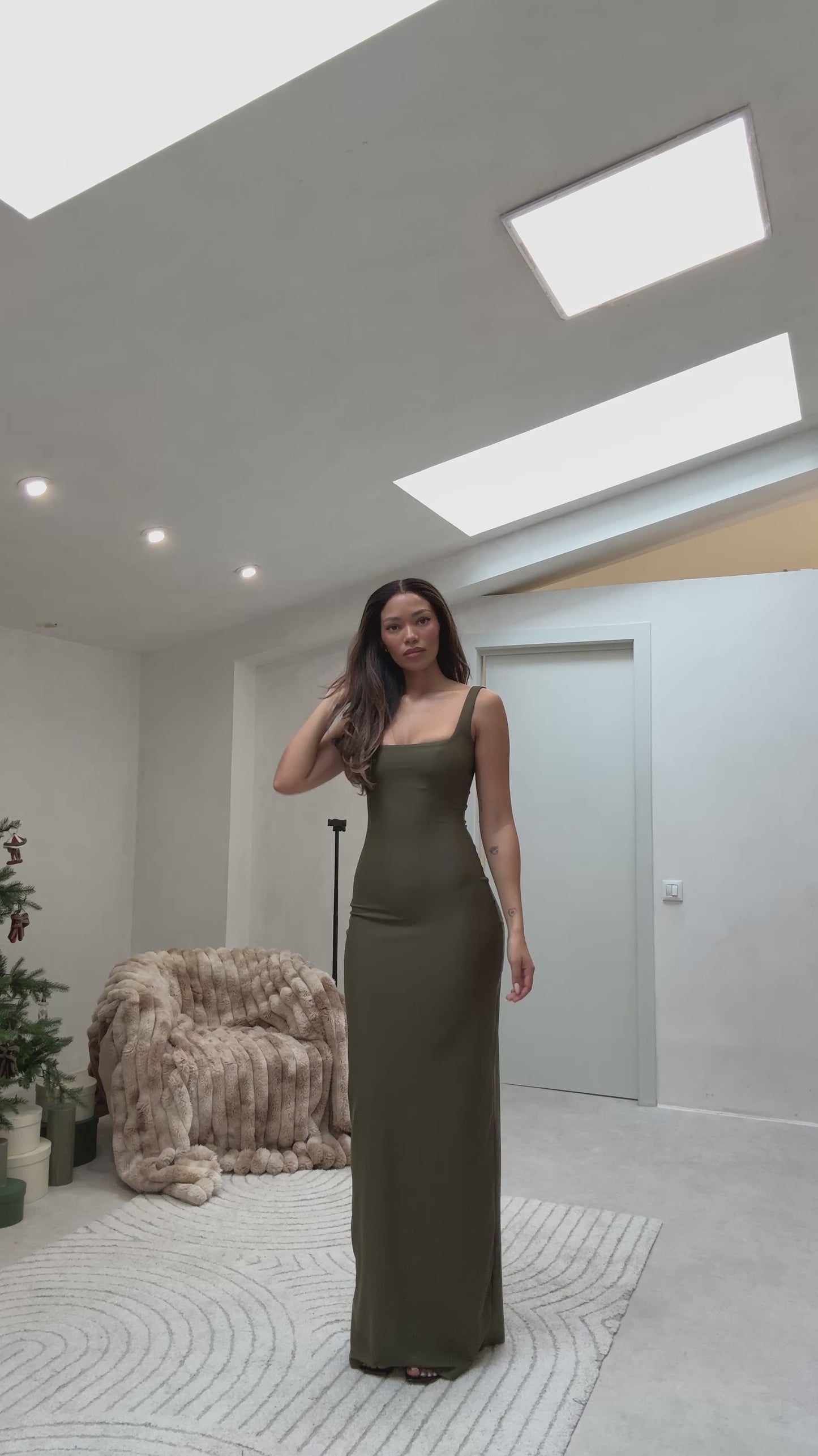 ARES - Long Sculpted Dress ( Olive )